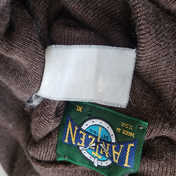 Vintage Jantzen cocoa brown collegiate academia style vneck sweater Size XL - Picture 6 of 6